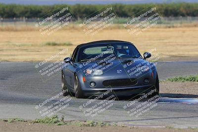 media/Sep-17-2023-Speed Ventures (Sun) [[7e780ba612]]/Green/Session 1 (Grapevine)/